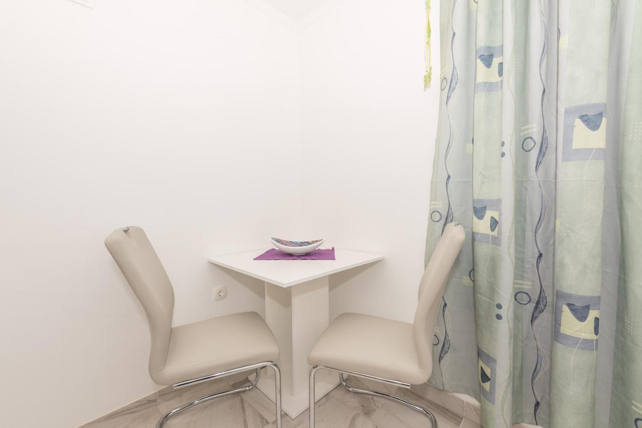 Apartments Calla Makarska Exterior photo